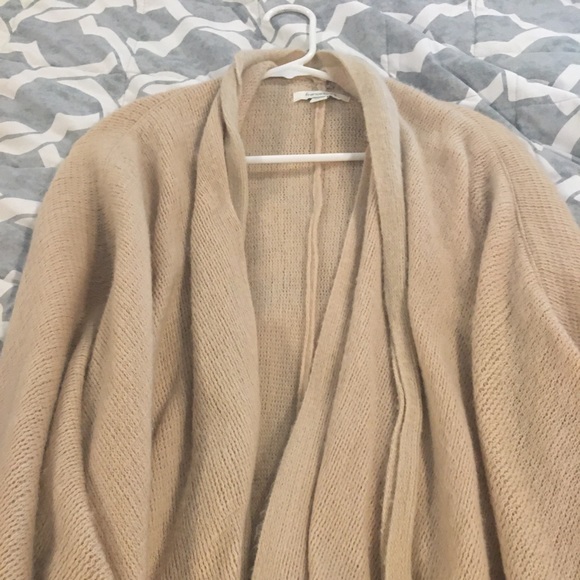 Beige Shaw - Picture 1 of 3